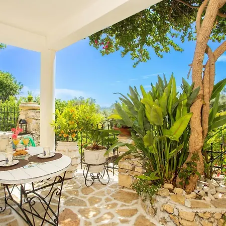 Traditional Family Southern Lefkada Casa de Férias
