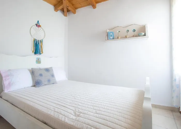 Traditional Family Southern Lefkada * Sívros